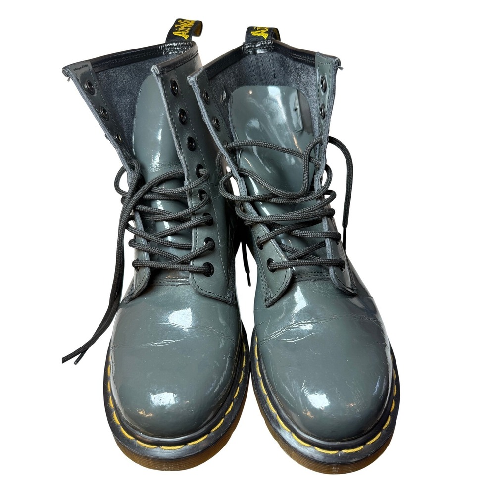 Dr.‎ Martens 1460 Grey Patent Leather 8 Eye Lace Up Combat Boots Women's Y2K
